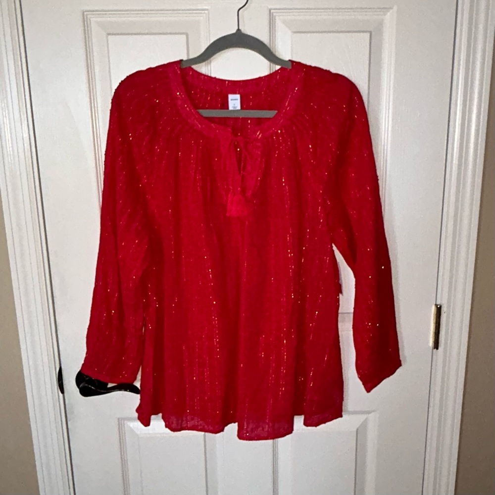Old Navy Gauzy Red Metallic Top 🆕